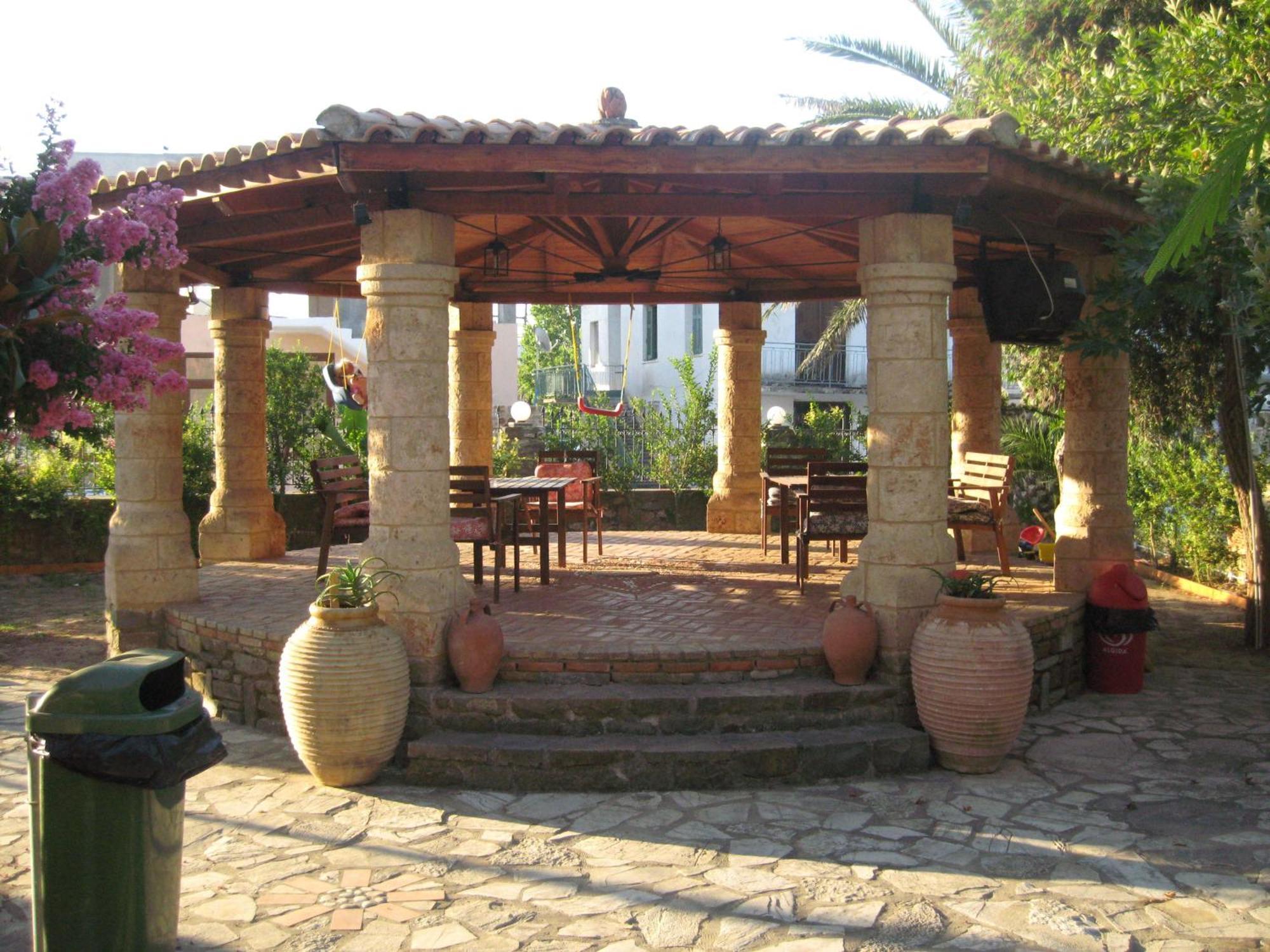 Assimakis Hotel Финикунда Экстерьер фото